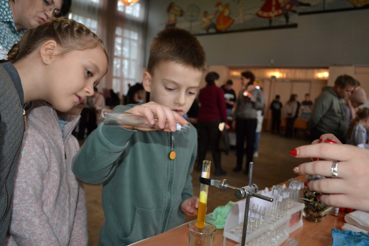 В Карачеве прошел региональный этап Всероссийского Фестиваля «Наука0+»