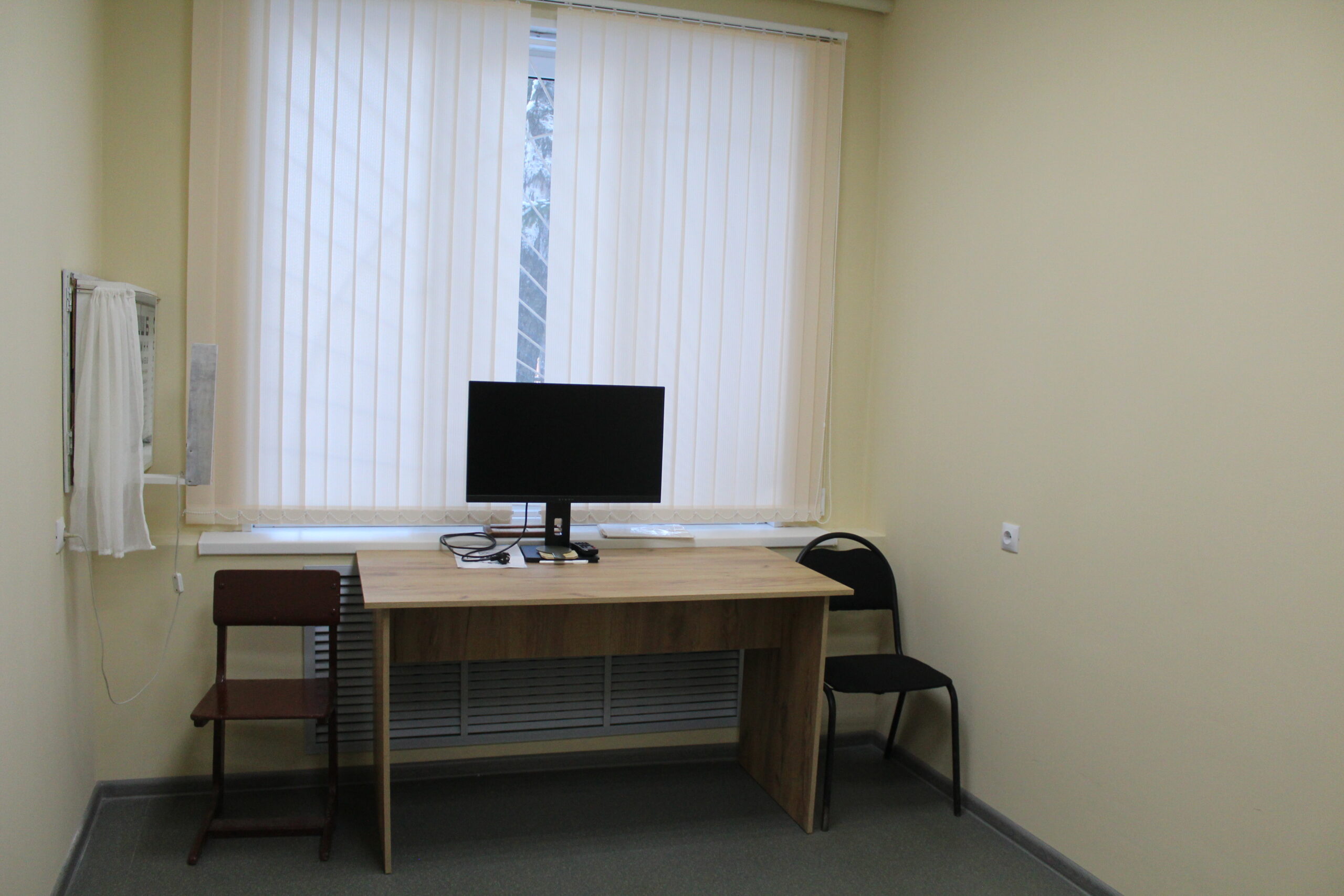 В брянской  Дубровке продолжается капитальный ремонт школы № 2