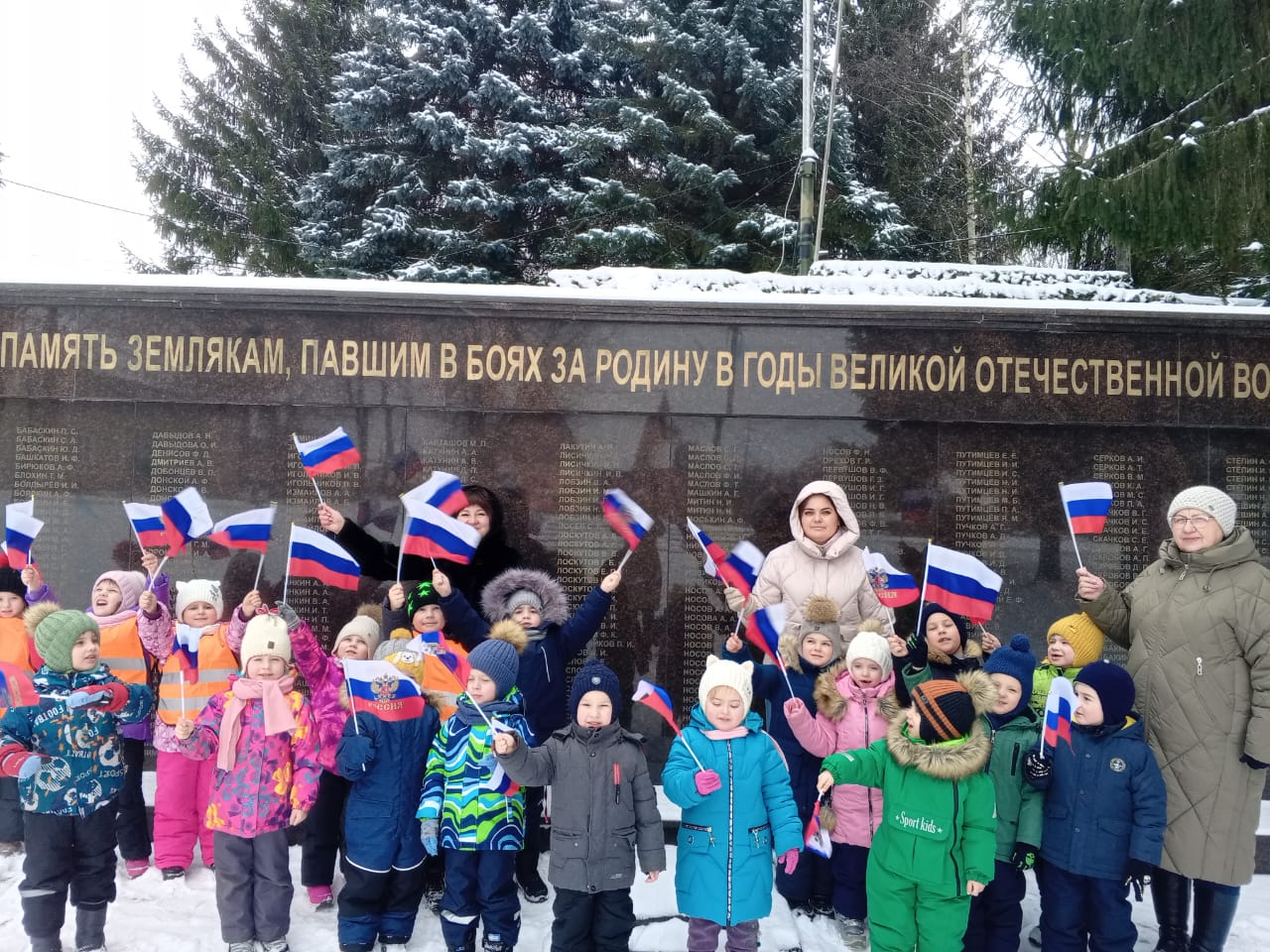 В Первомайской сельской библиотеке  прошла культурно-развлекательная программа «Мальчишка – будущий солдат»