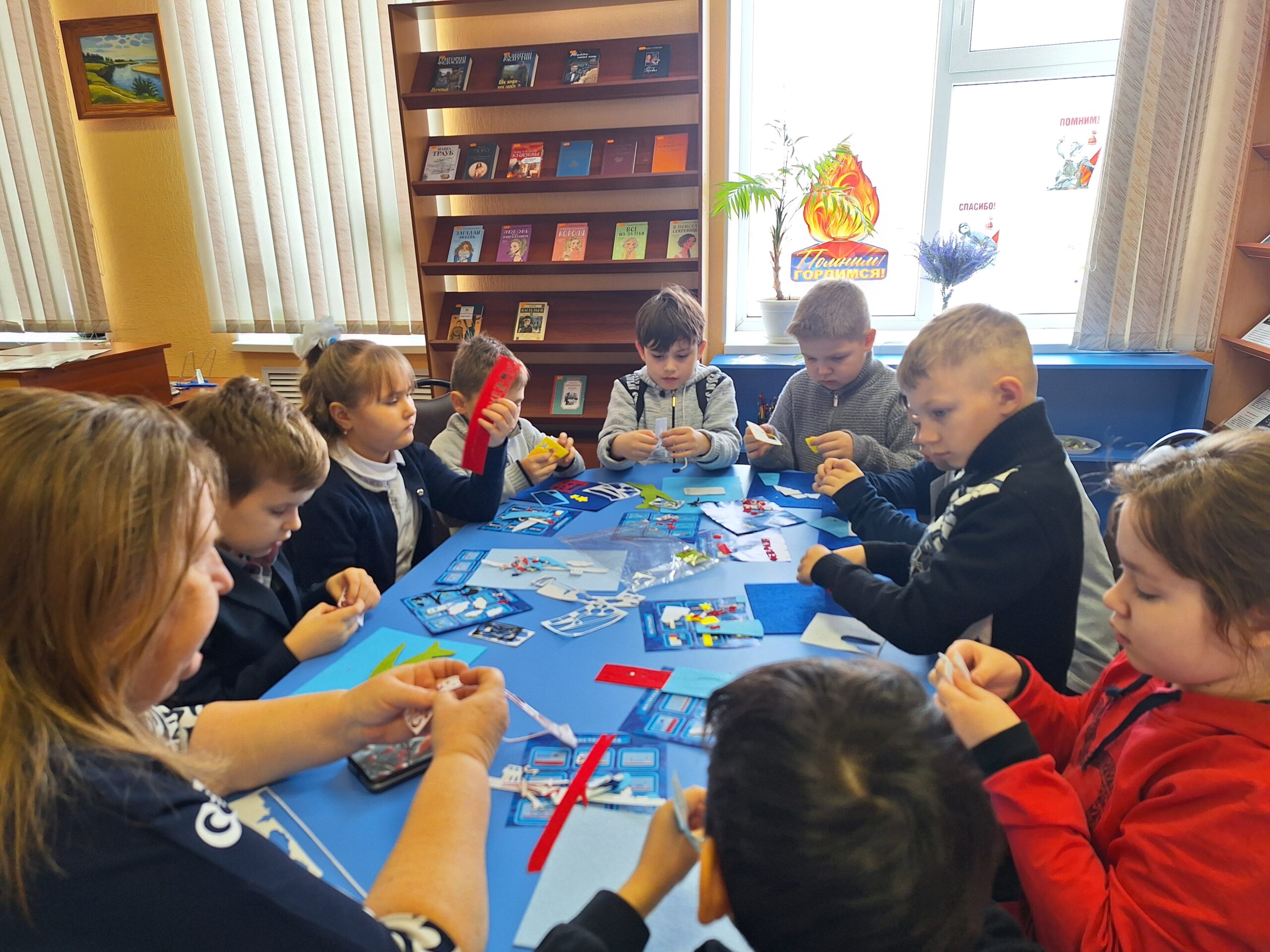 В Трыковской сельской библиотеке прошел мастер-класс «Сегодня праздник ваш, мужчины!