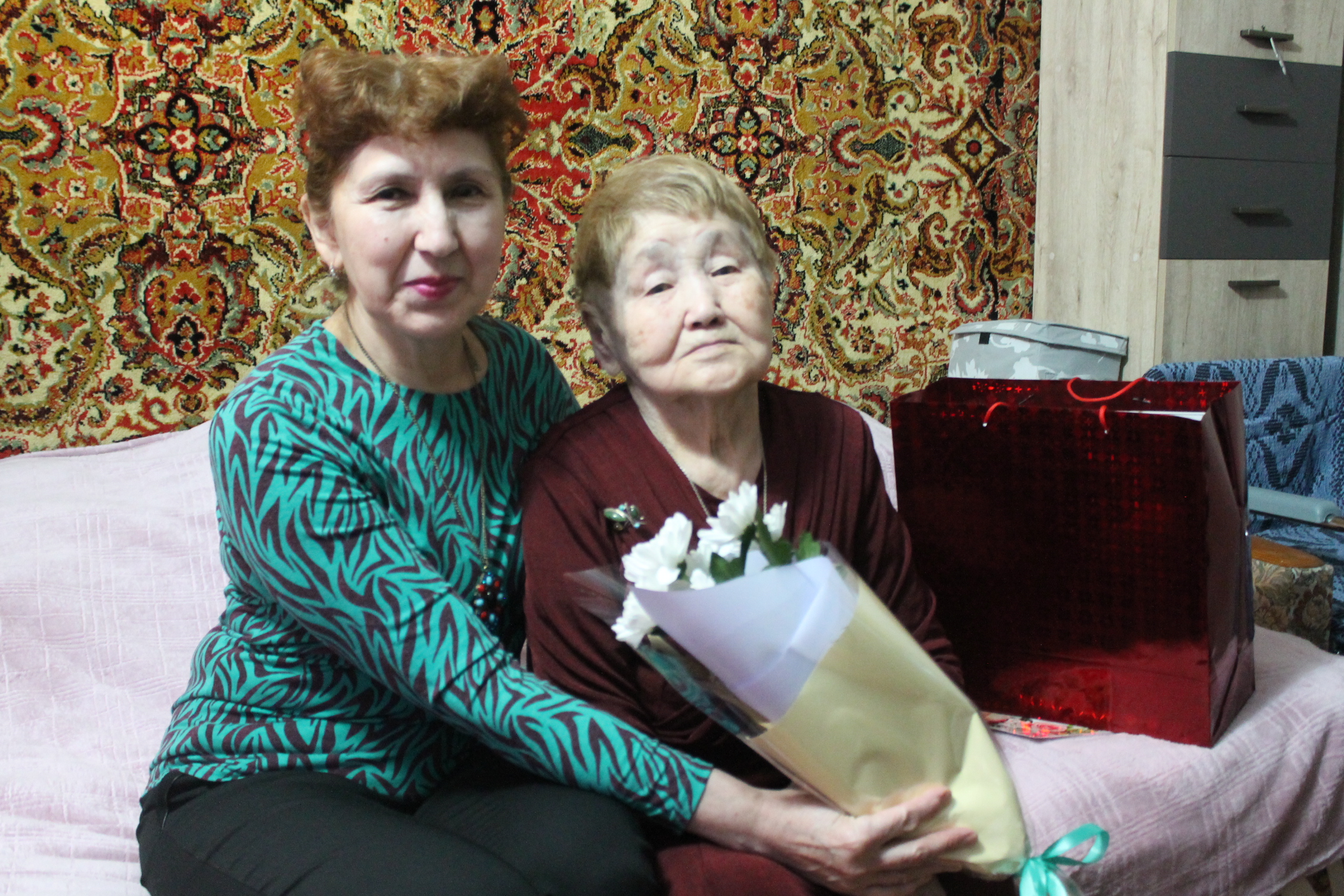 90-летний юбилей отметила жительница Карачева Мария Дмитриевна Смирнова