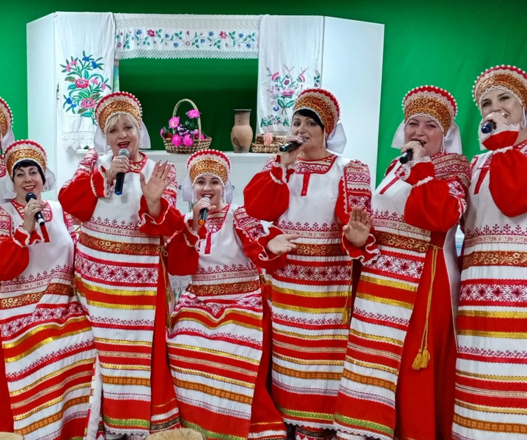 В Березовском поселенческом Доме культуры прошла познавательная игра «Где обычаи чтут — там велело живут»