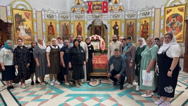 Матери воинов спецоперации посетили святыни и достопримечательности Дятьково