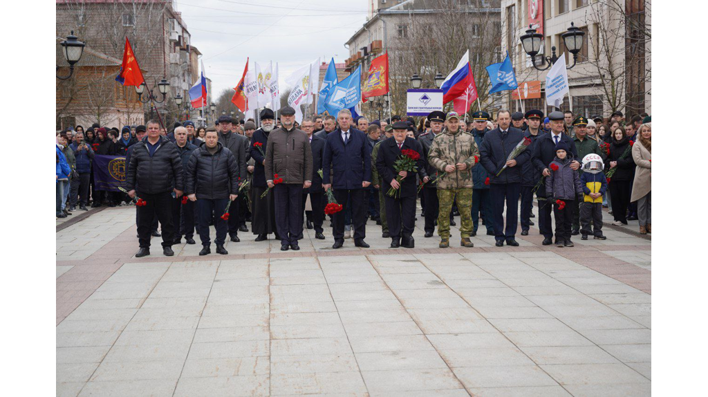 В День космонавтики Богомаз поздравил защитников брянского неба