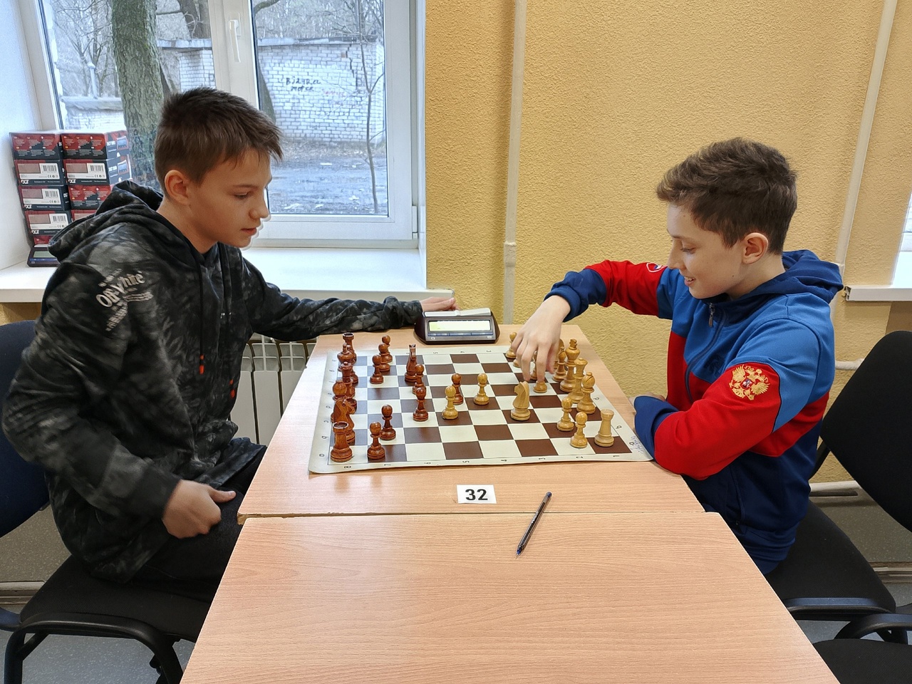 Карачевские спортсмены участвовали в региональных соревнованиях по шахматам