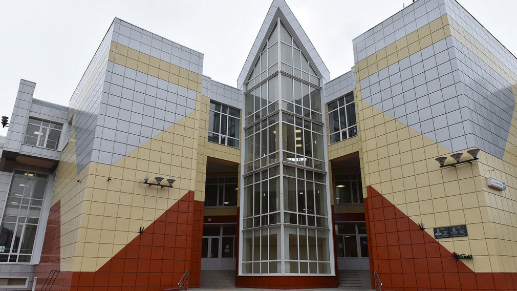 На капремонт основного здания брянского городского лицея № 1 выделено более 111 млн рублей