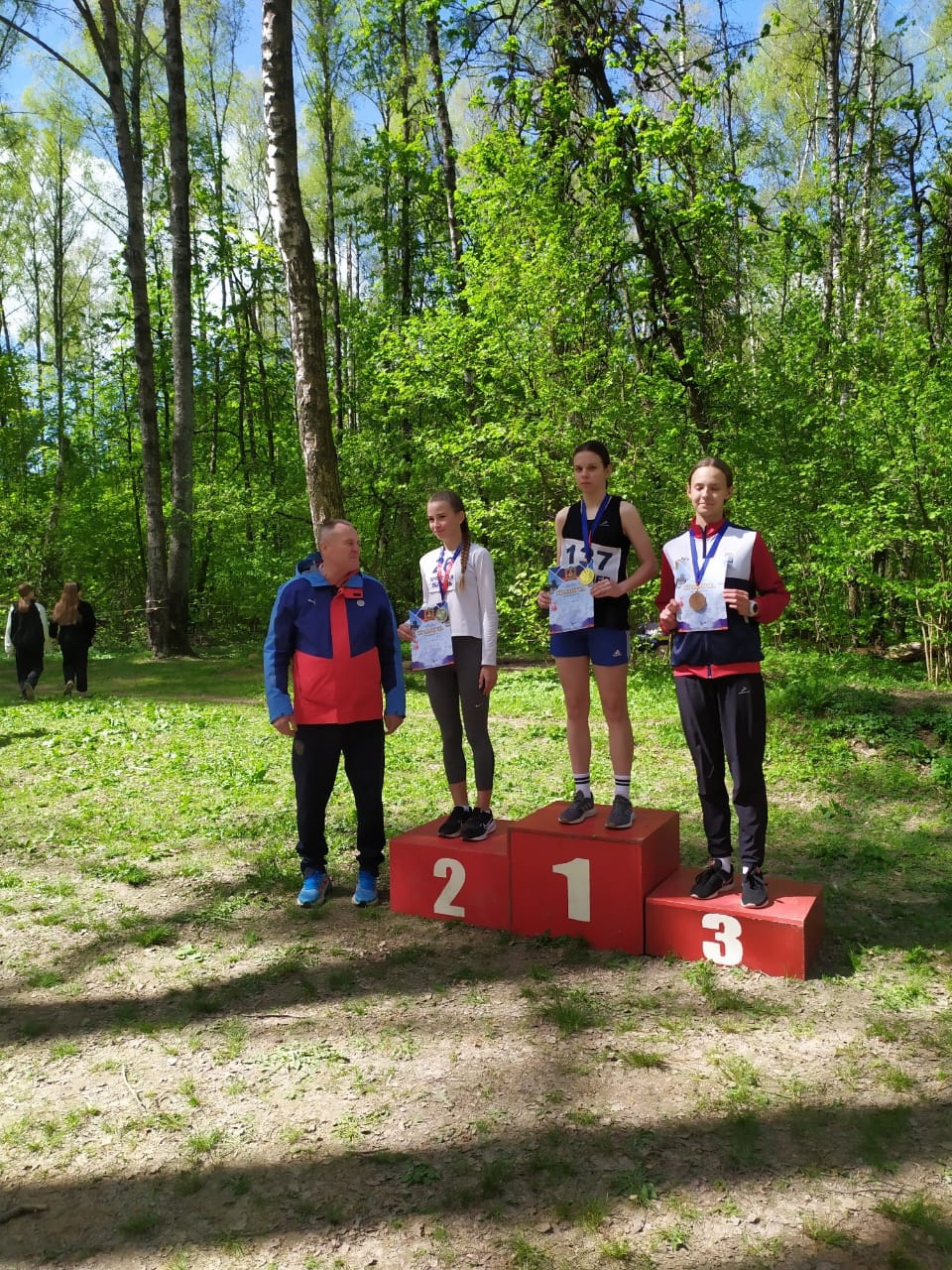 Отличные старты воспитанников Карачевской СШ на областном  легкоатлетическом кроссе