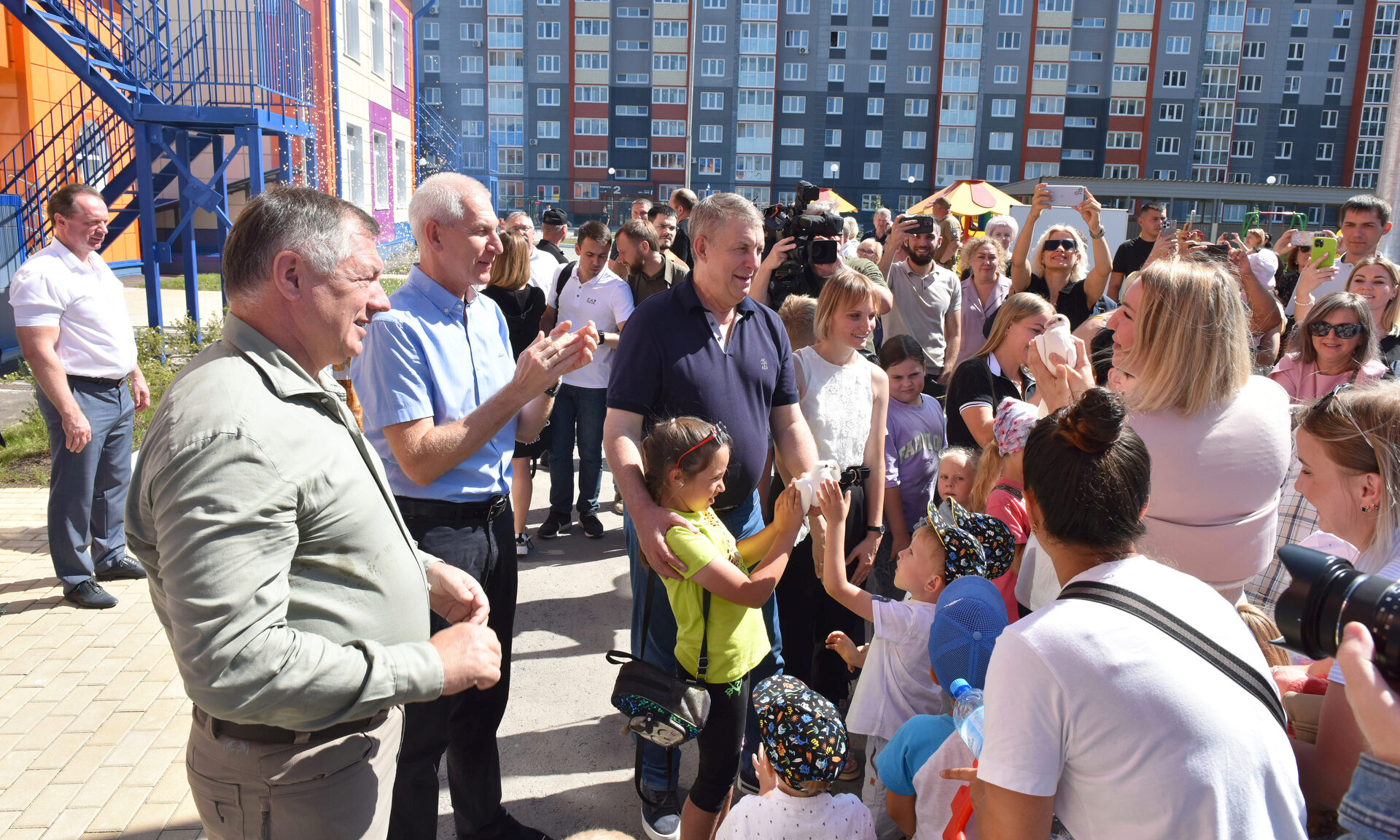 Марат Хуснуллин отметил Брянскую область в числе регионов, где успешно ведется строительство школ