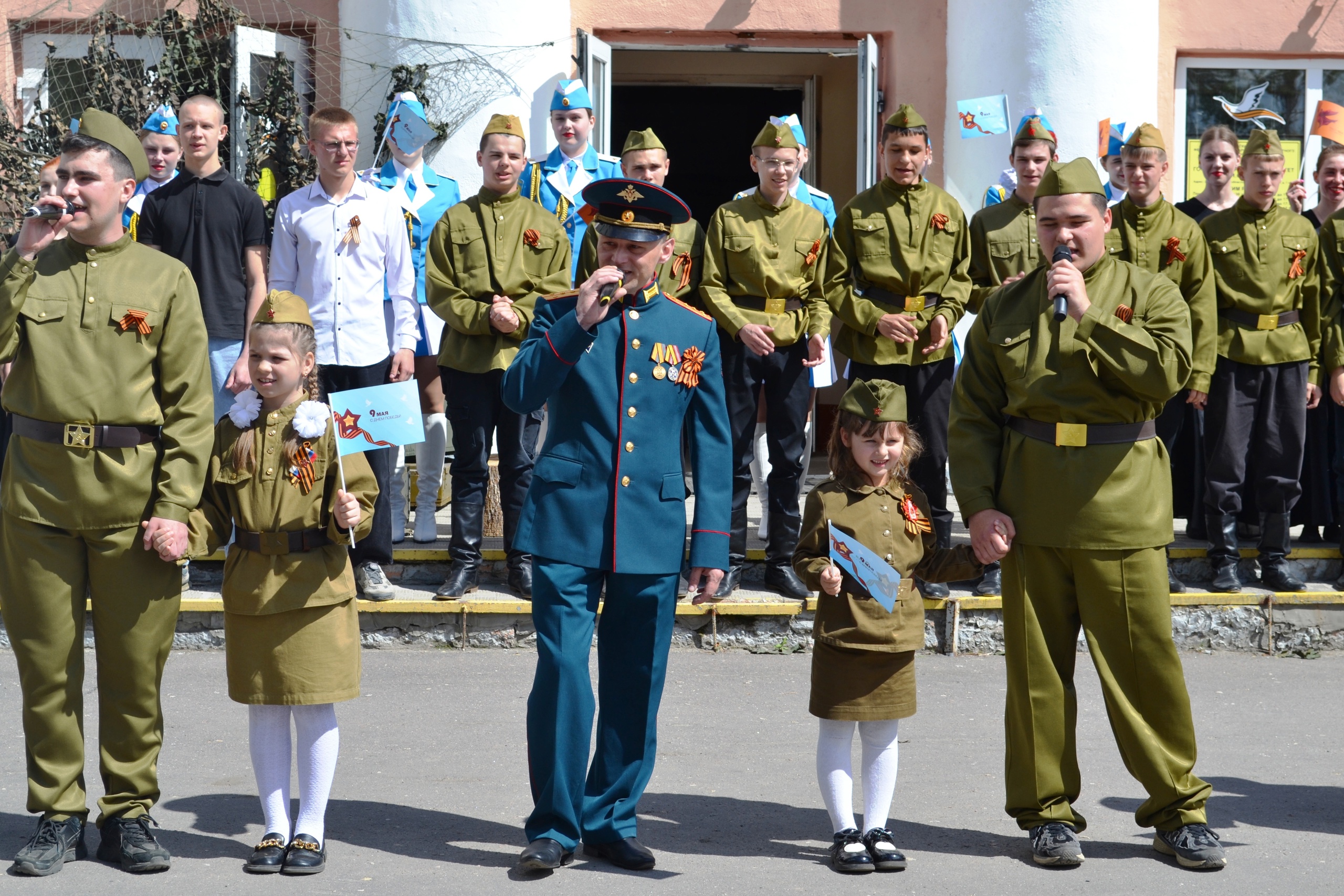 В КФ ОГУ имени Тургенева прошел концерт к 80-летию Великой Победы
