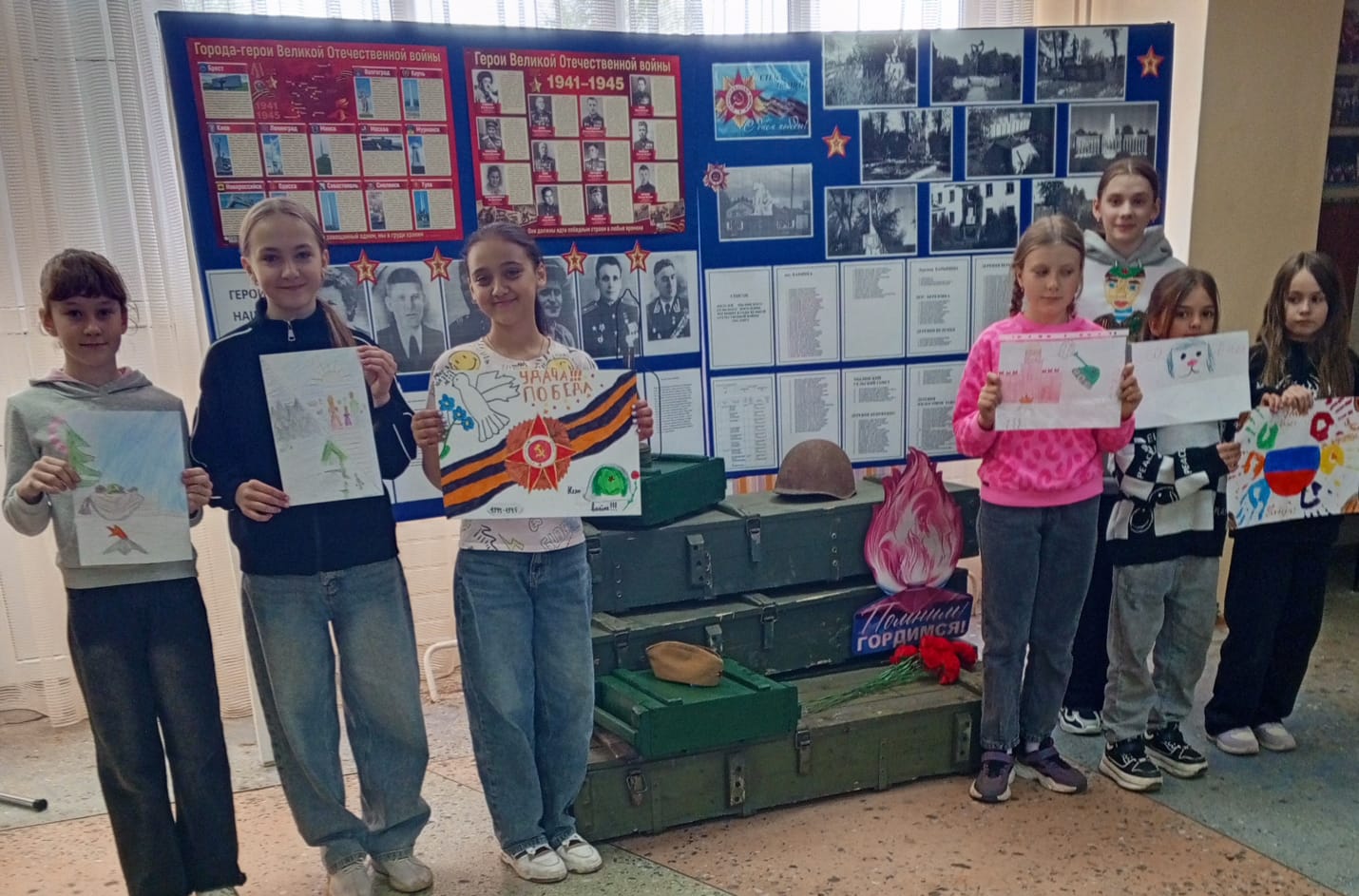 В Берёзовском Доме культуры прошёл детский конкурс рисунков  ко Дню Победы