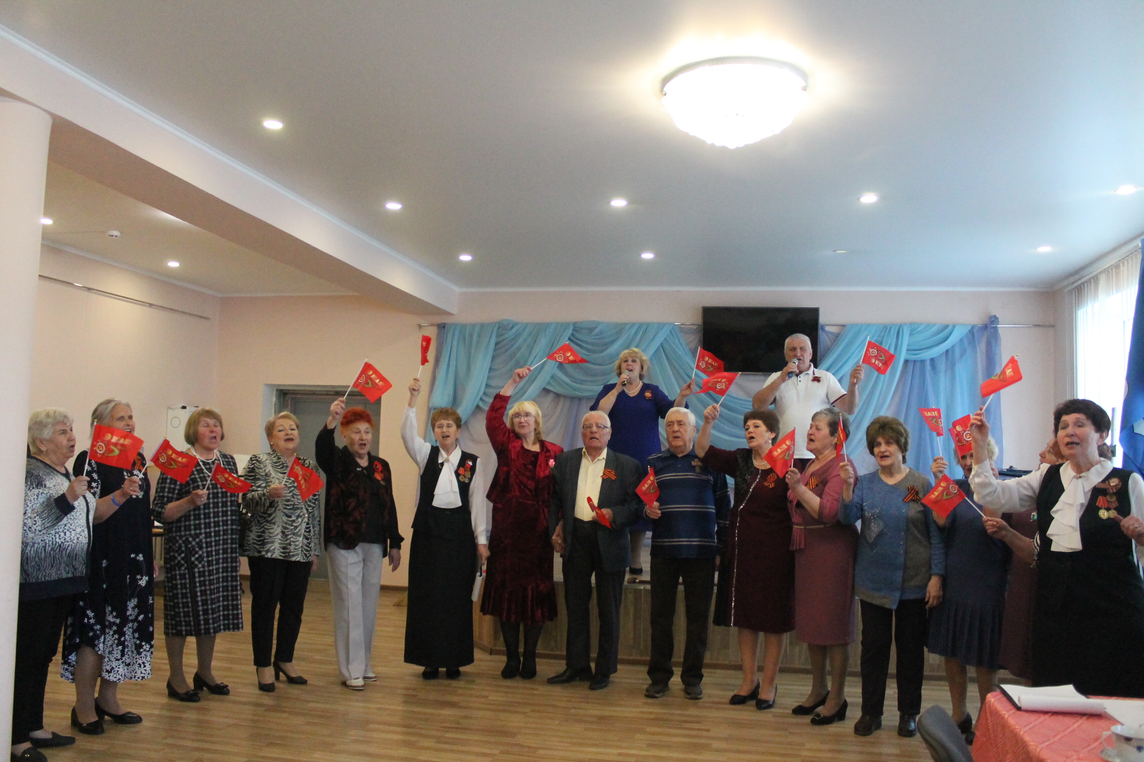 В Карачеве прошло торжественное мероприятие, посвящённое Дню Победы и Первомаю