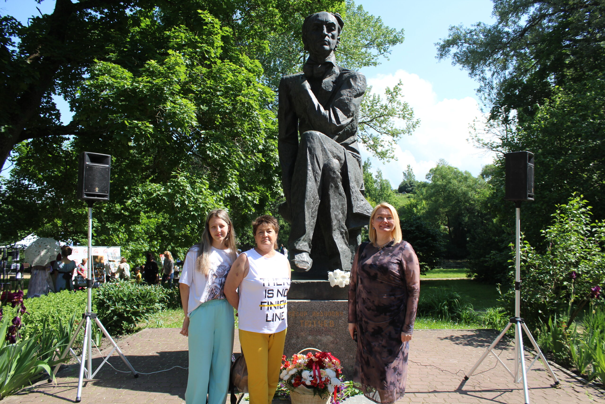 Карачевская делегация побывала на празднике поэзии в усадьбе Тютчева