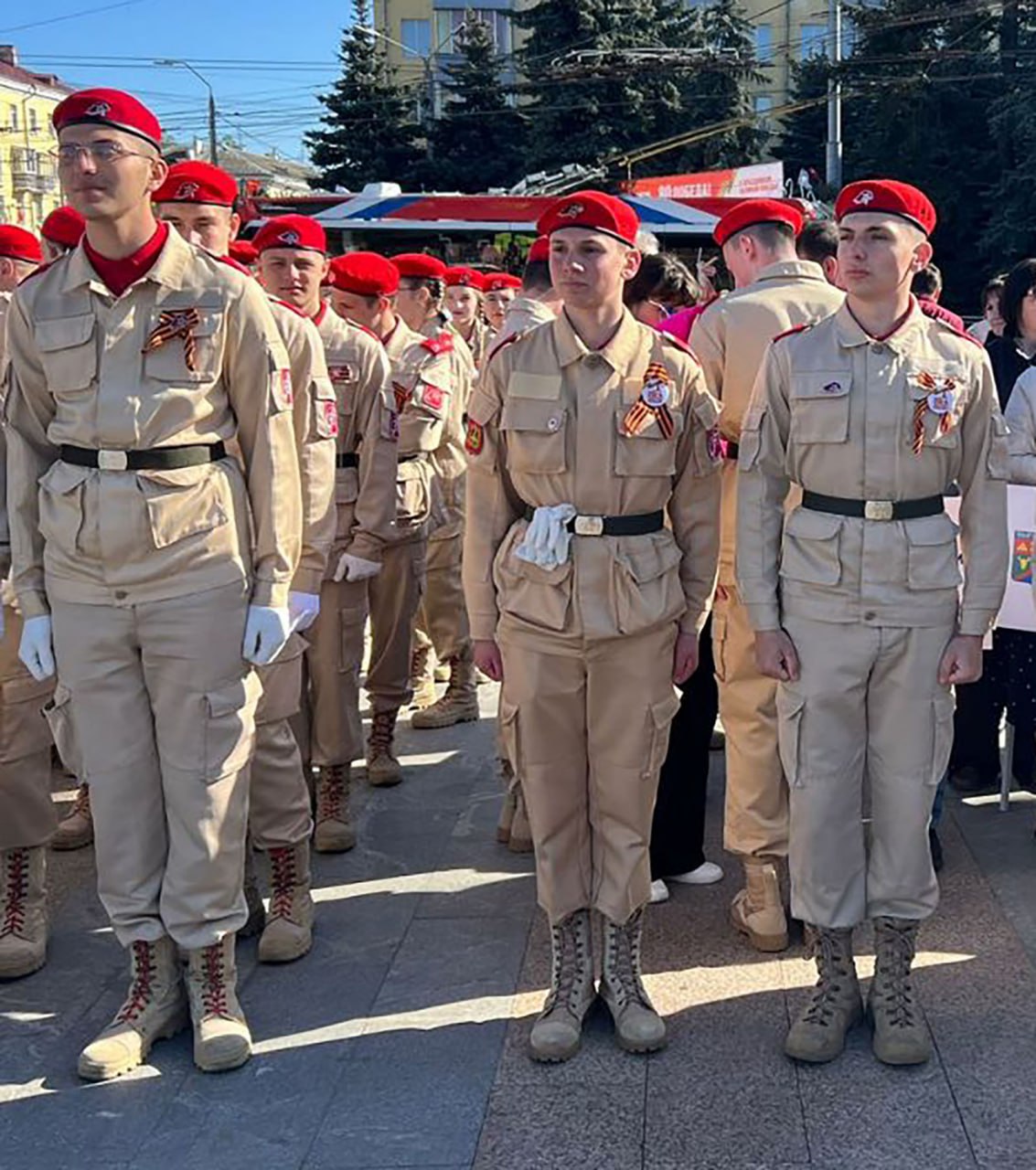 Карачевский юнармеец Матвей Жилин представил район на торжественном митинге в Брянске