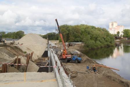 В микрорайоне Флотский города Брянска продолжается строительство улично-дорожной сети
