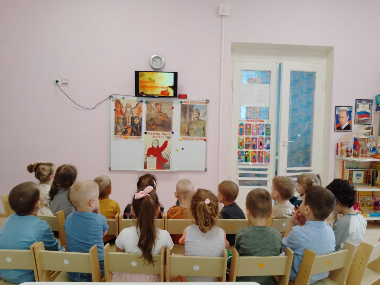 В карачевском детсаду №1 «Аленький цветочек» прошли мероприятия ко Дню памяти и скорби