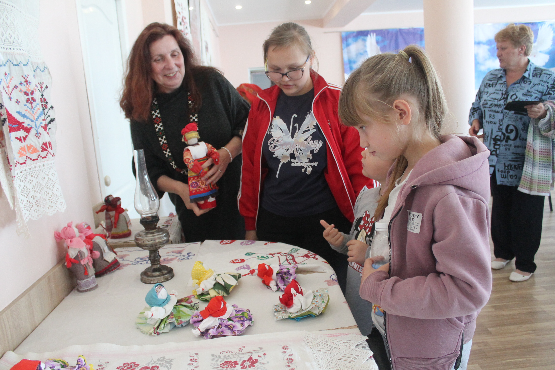 В Карачеве открылась выставка народного творчества