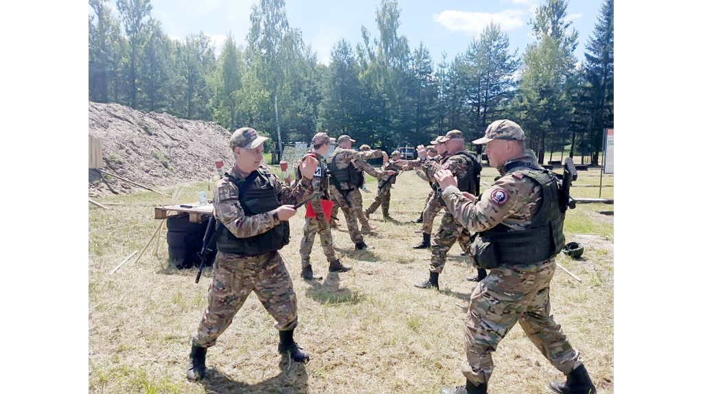Спецподготовка бойцов «БАРС-Брянск»: от высоких технологий до ножевого боя