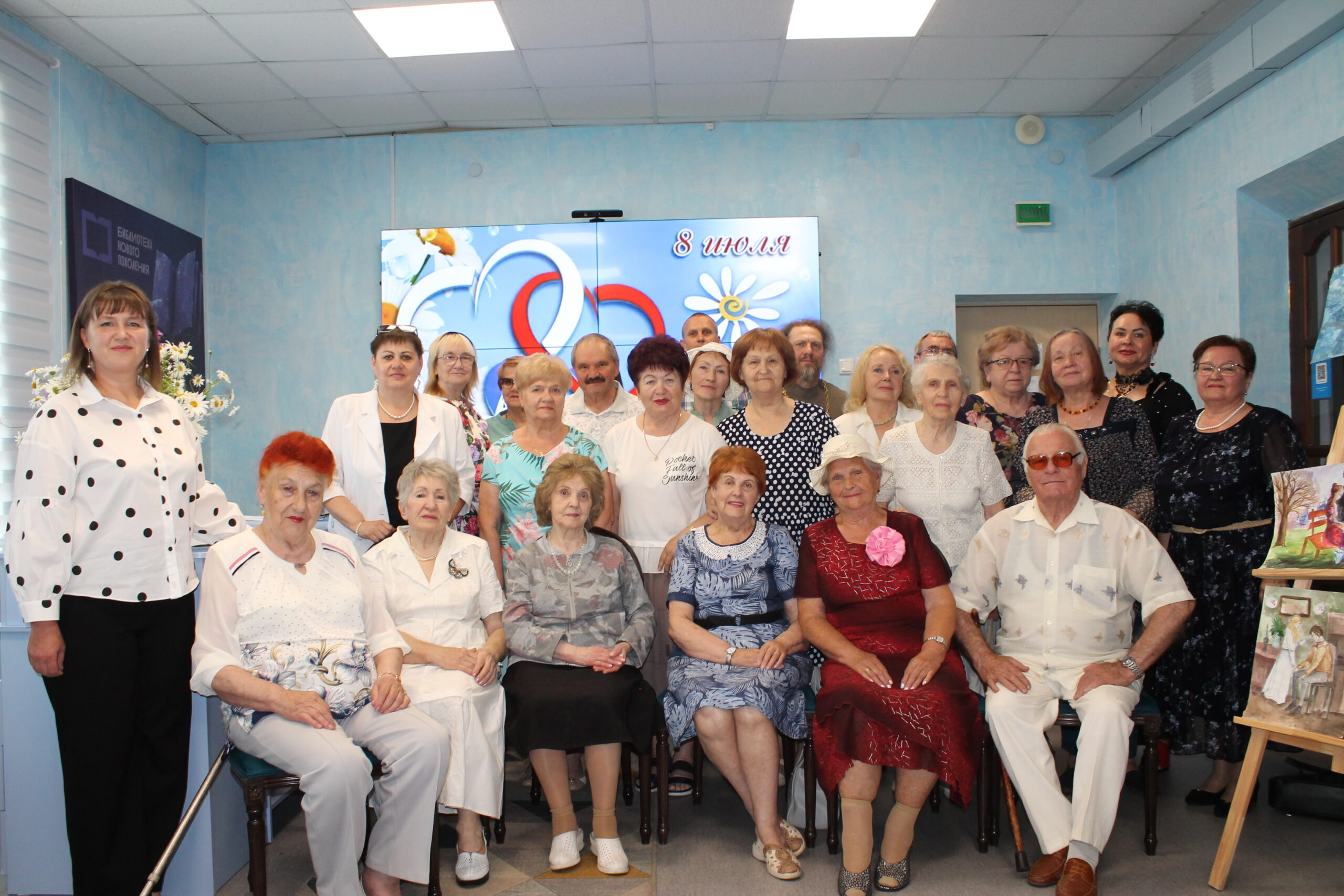 Литературная гостиная «Соловьиная Снежеть» собрала гостей на праздник семьи и верности