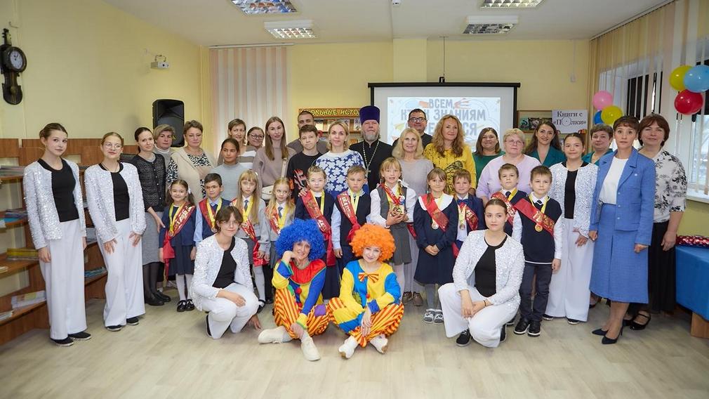 В Брянске прозвучал первый звонок для подопечных фонда «Ванечка»