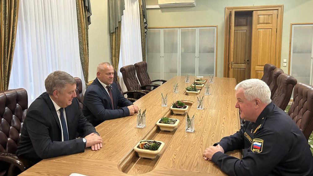 Глава Брянщины провел рабочую встречу с Алексеем Рагозиным