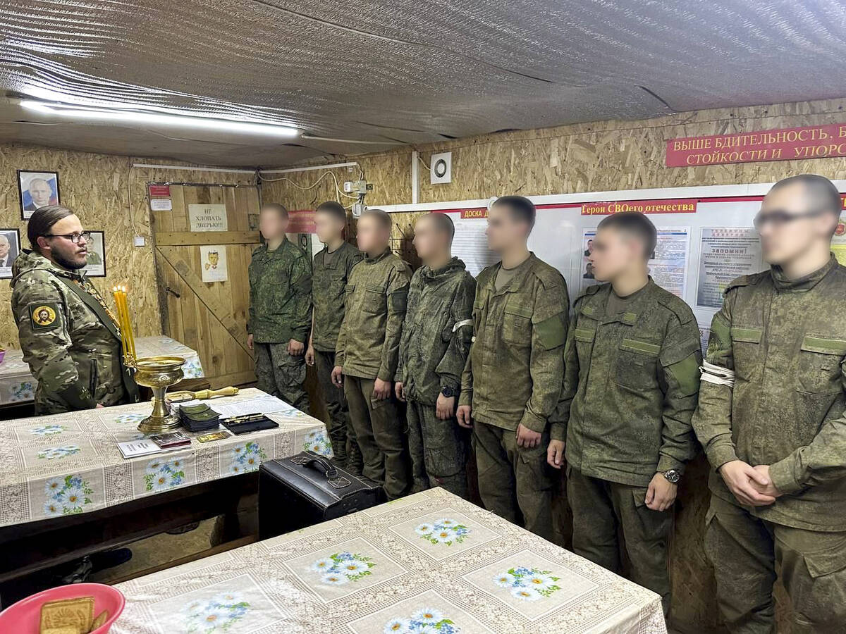 Благочинный Навлинского округа посетил бойцов группировки «Север»