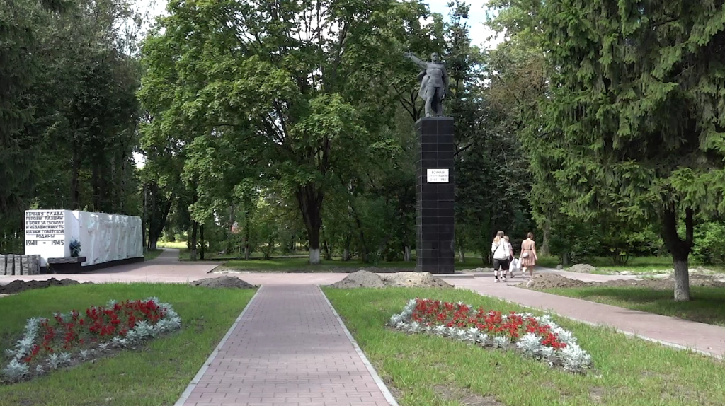 В Брянске  Бежицком районе   за 35 миллиона рублей благоустроят 14 общественных мест