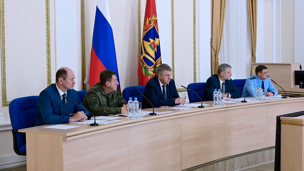 В брянском правительстве обсудили обеспечение правопорядка в регионе