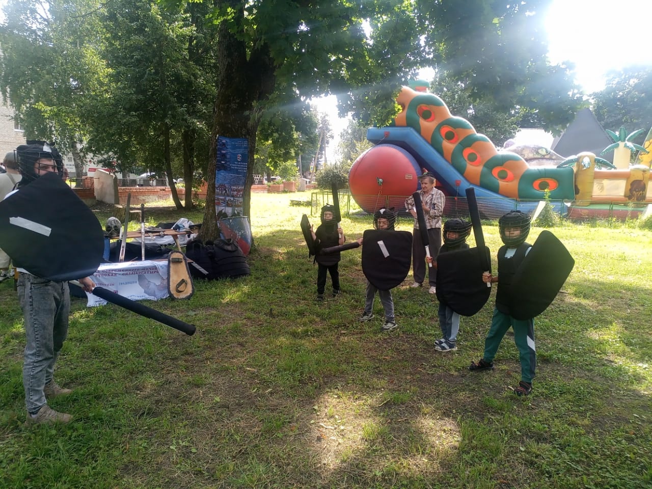 В Карачеве прошел рыцарский турнир XXI века