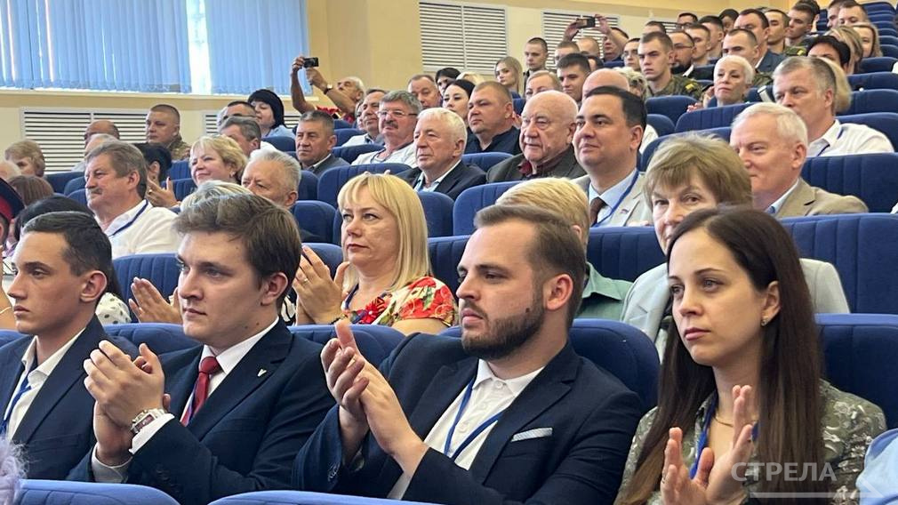 В Брянске состоялся  Гражданский форум «Год защитника Отечества — символ национального единства и патриотизма»