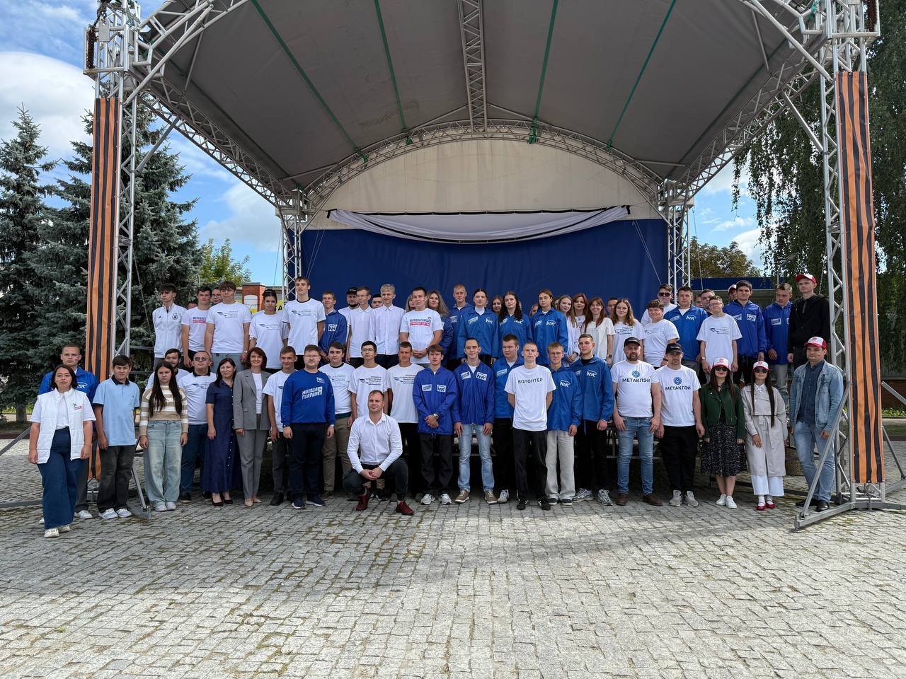 В Карачеве прошла   акция ко Дню государственного флага