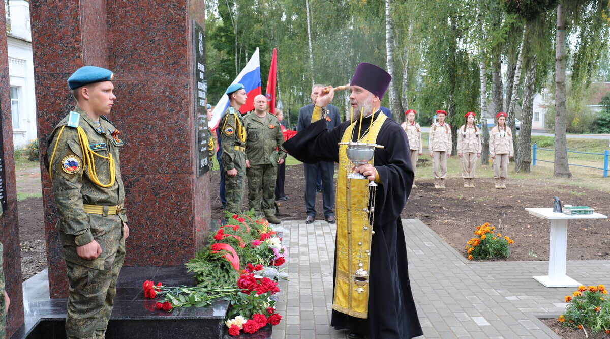 В селе Дохновичи открыли обновлённый памятник