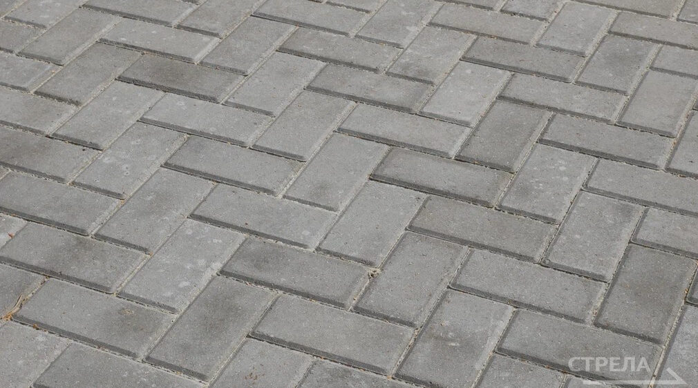 Вице-премьер РФ оценил благоустройство территории возле мемориала в Брянске