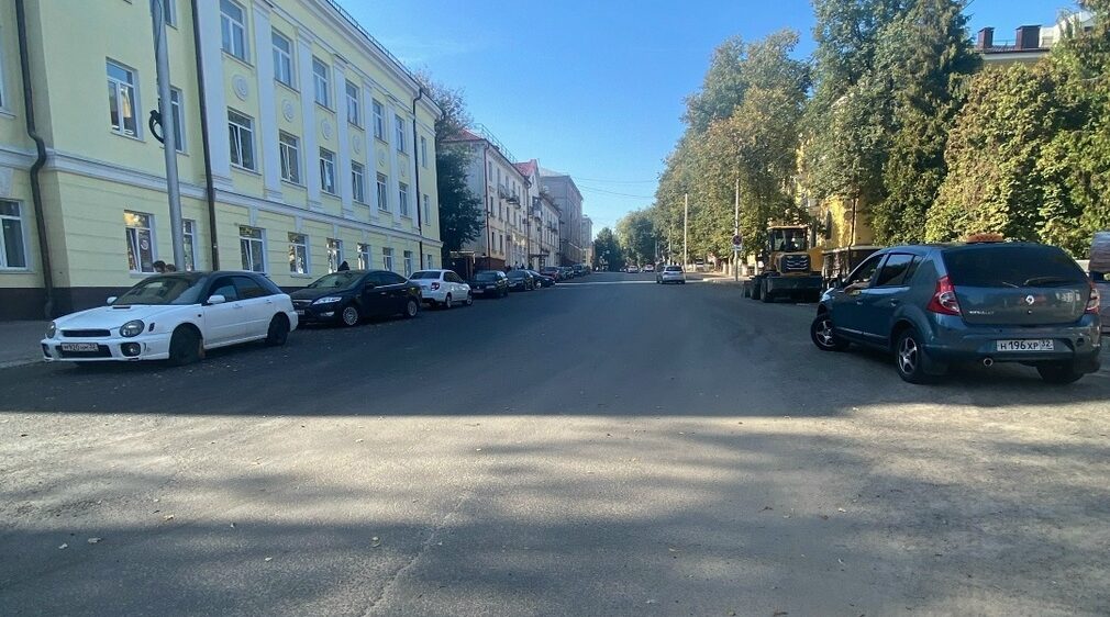 В Брянске капитально ремонтируют участок улицы Горького в рамках нацпроекта