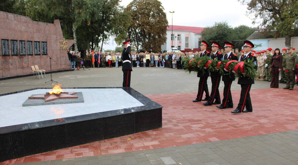 В Стародубе торжественно отметили День освобождения и 945-летие города