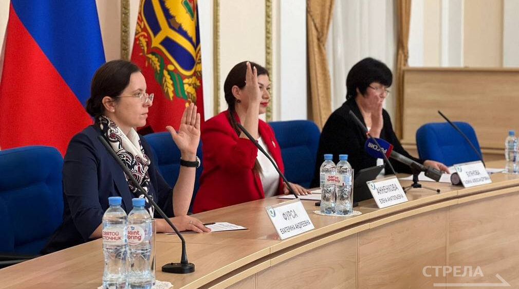 Избирком Брянской области подписал протоколы о результатах выборов губернатора