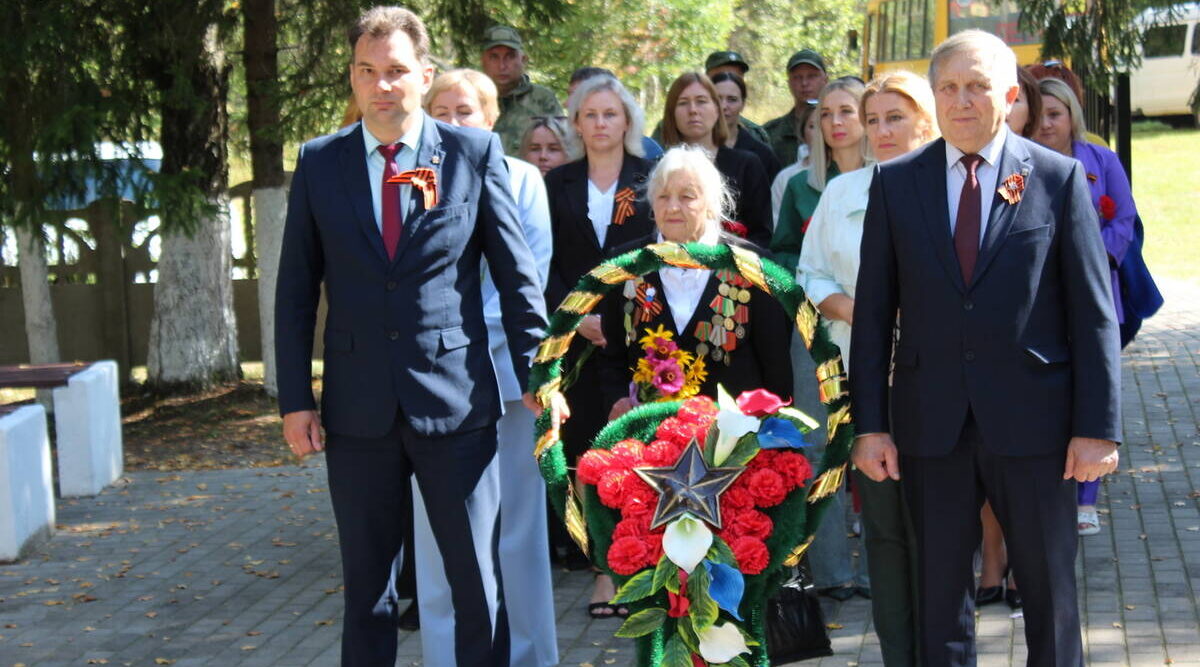 Суземский район Брянщины отметил День освобождения от  фашистов