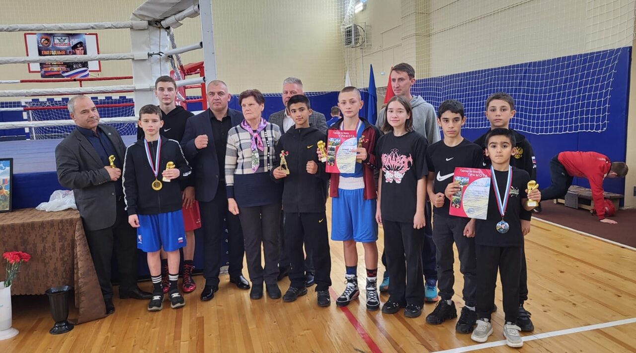 Юные боксеры из Карачева завоевали награды мемориального турнира