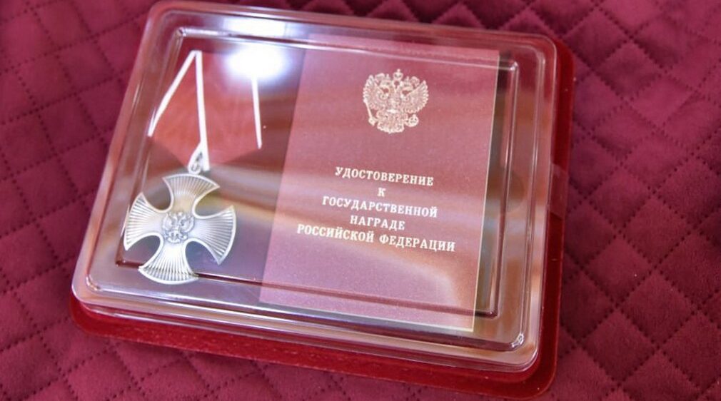 В Брянской областной Думе прошла церемония награждения военнослужащих