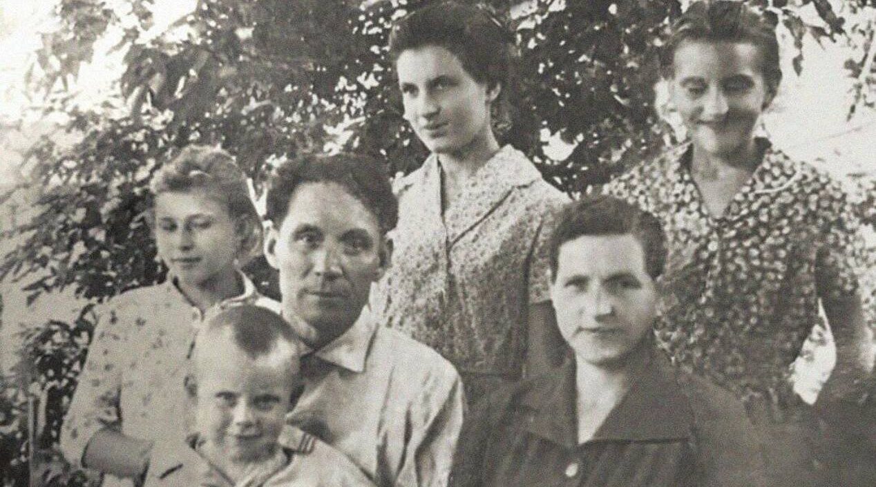 Богомаз рассказал о своем отце-фронтовике в поздравлении с Днем отца