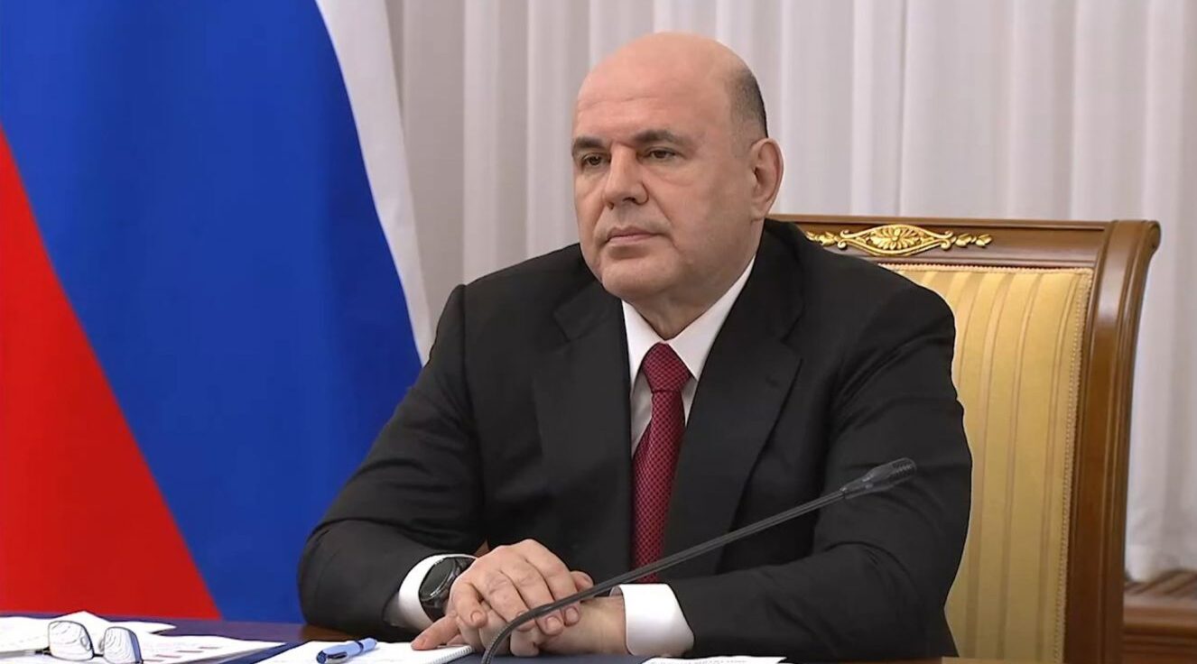 На привлечение тренеров в малые города Брянской области направят 2,8 млн рублей