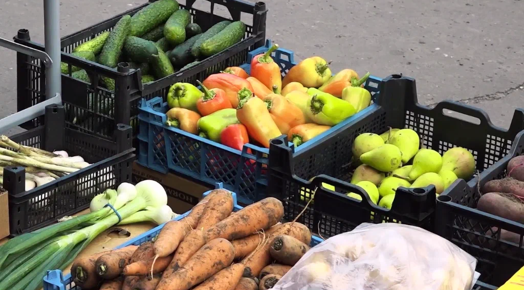 Брянцы смогут покупать продукты на ярмарках выходного дня до конца декабря