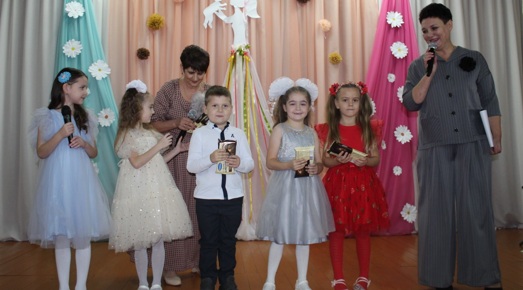 В Вельяминовском ПДК прошел трогательный концерт ко Дню матери