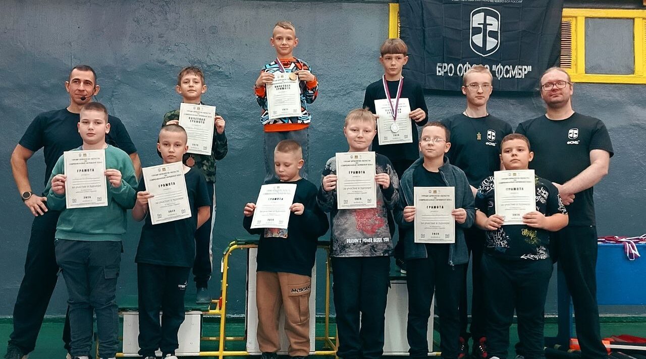 Карачевские спортсмены выступили  на турнирах по современному мечевому бою