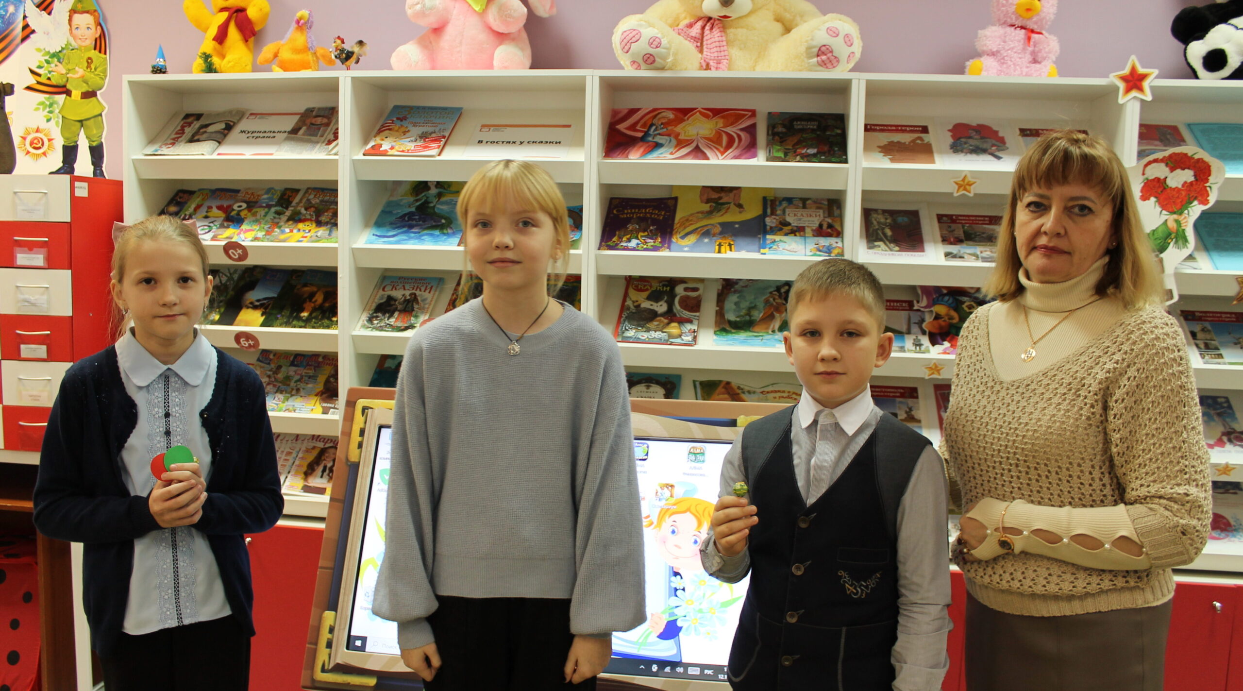 В карачевской библиотеке прошла экологическая игра-викторина «Синичкин день»