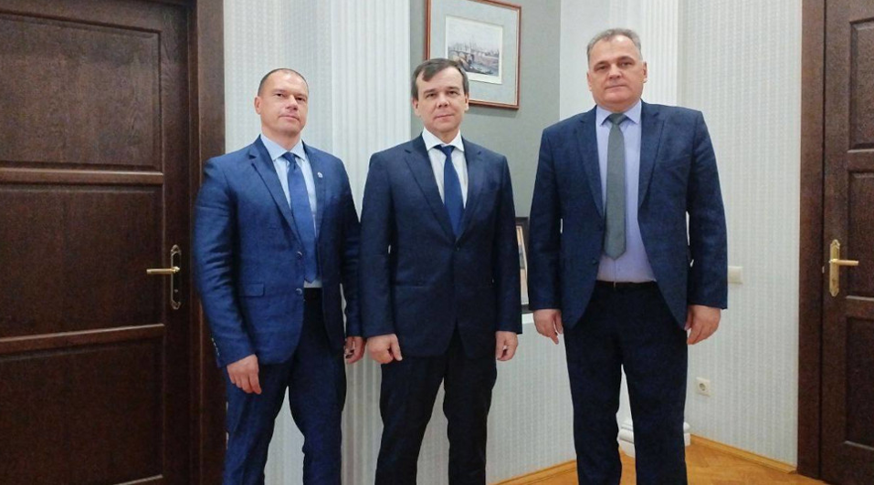 Брянские детские школы искусств в декабре получат новые фортепиано