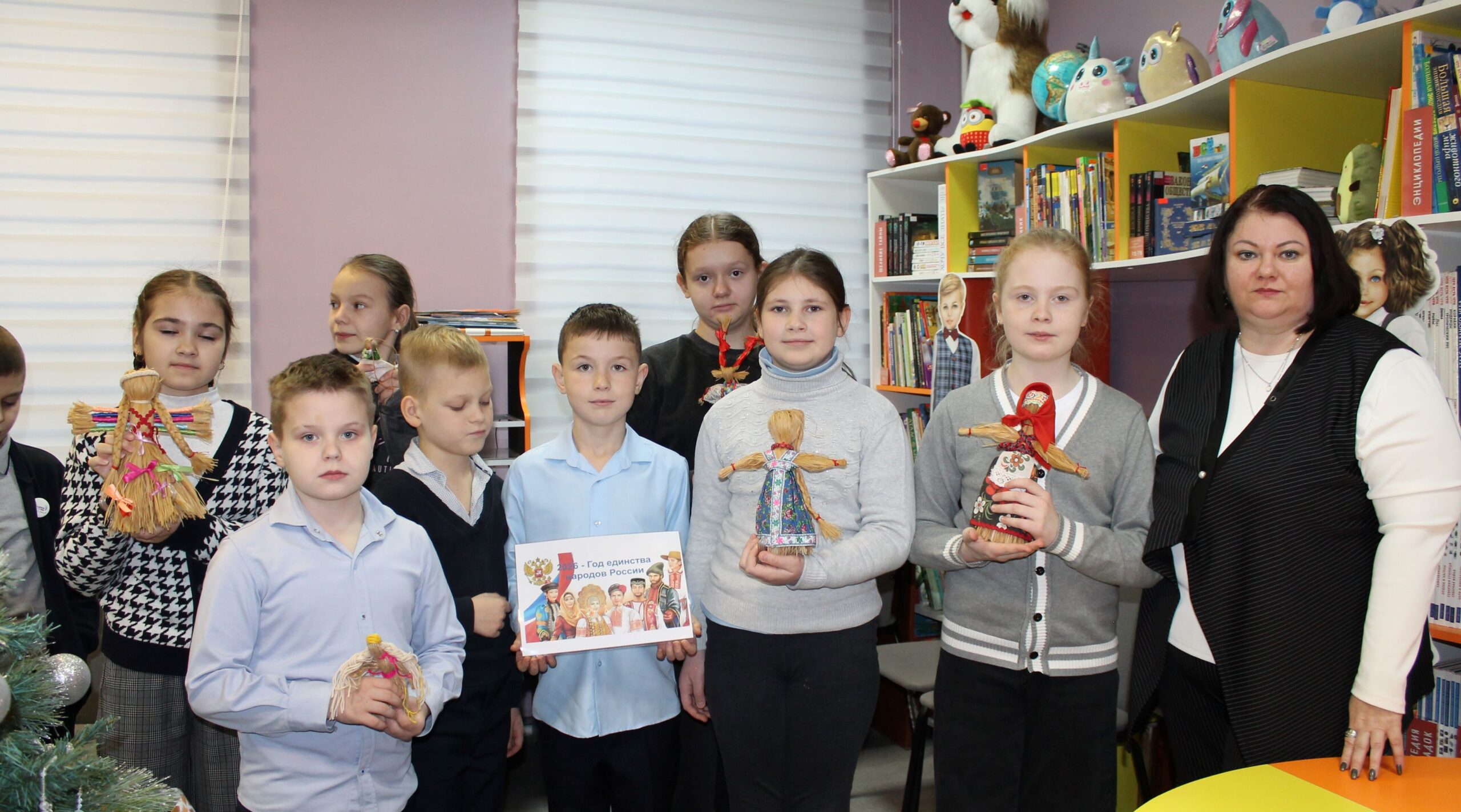 Районная библиотека  готовится к Году единства народов России