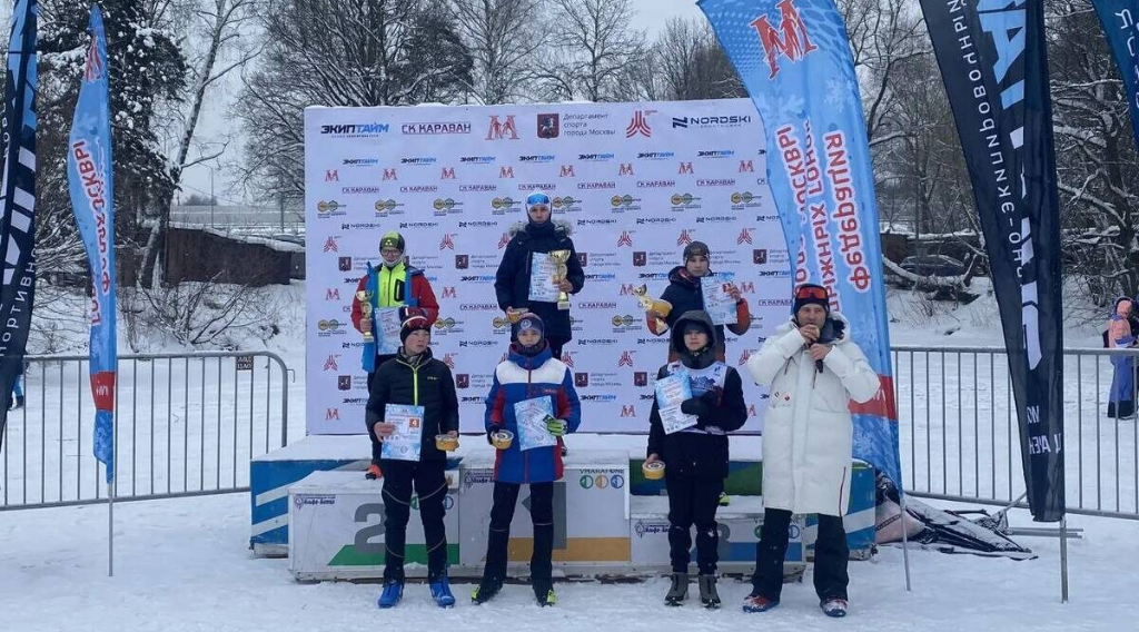 Брянский лыжник Евгений Кожушной стал победителем «Рождественской лыжни» в Москве