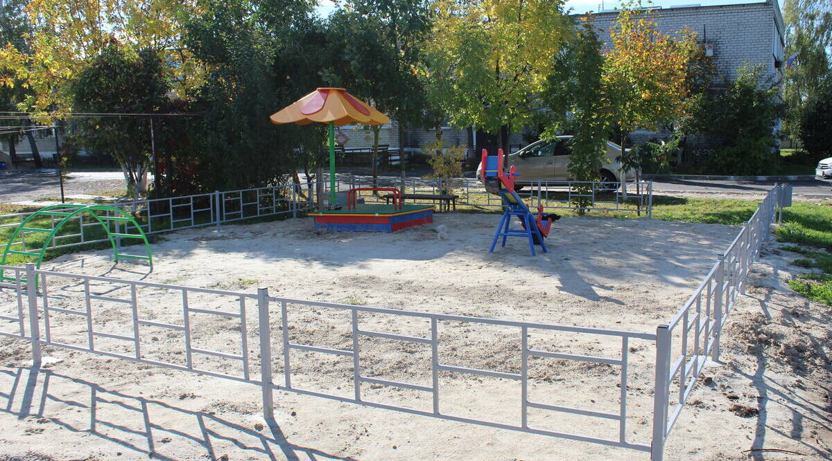 В Суземке в 2025 году благоустроили 2 дворовые территории