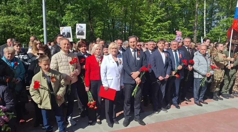 В 2025 году в Бежицком районе Брянска благоустроены 3 памятника и братская могила