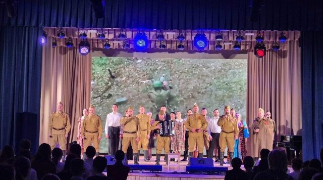 В Брянске состоялся концерт «Музыкальная летопись войны»